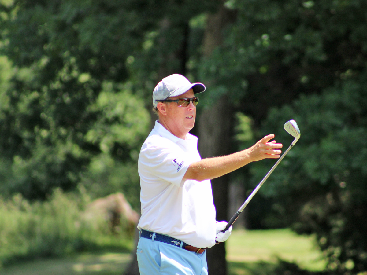Porter grabs lead at 42nd Dale Morey Championship